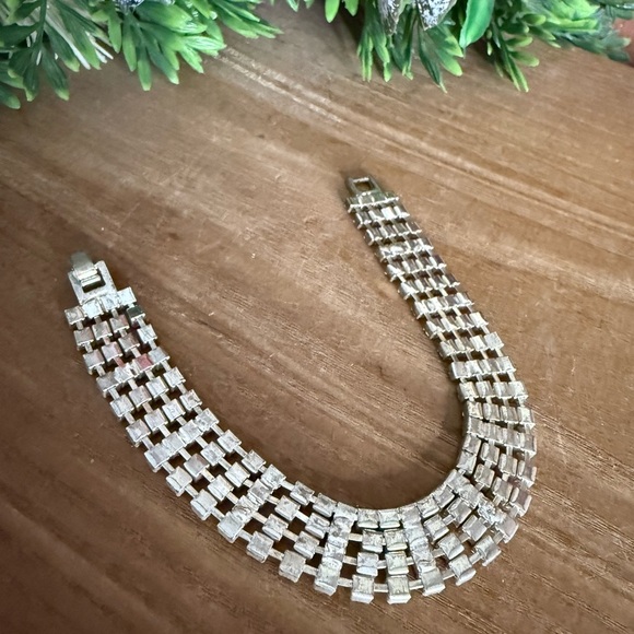 Vintage 1974 Elegant Crystal Tennis Silver Bracelet - Picture 4 of 12